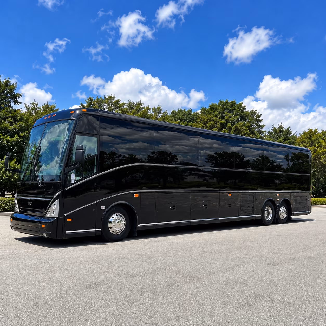 charter buses and minibuses to simmons bank arena events in north little rock